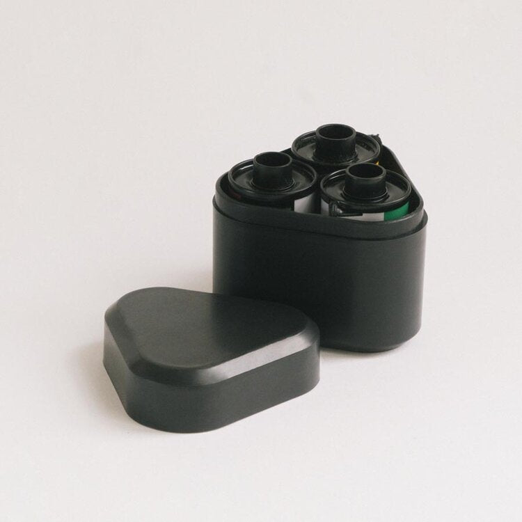 ÚKUA 135 Film case
